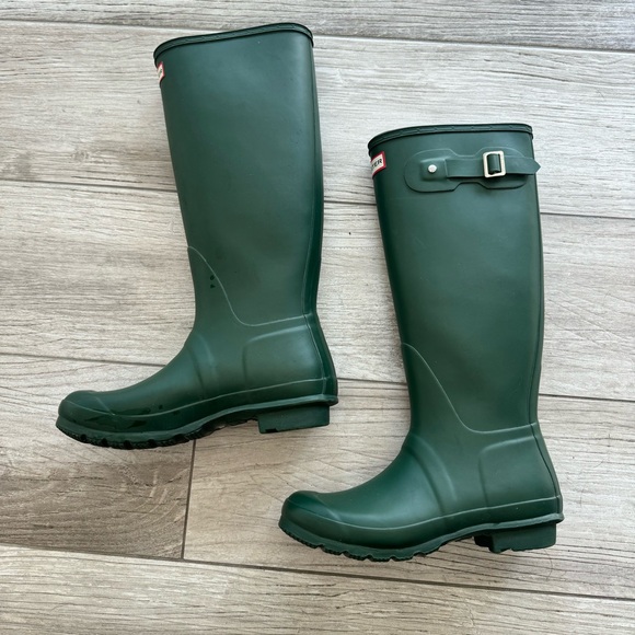 HUNTER Women’s Rainboot size 9 Green - Picture 3 of 16